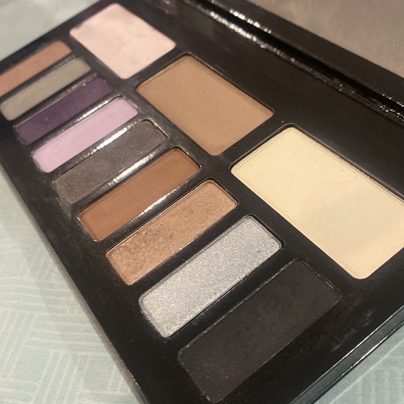 Kat Von D Interstellar Eyeshadow Palette - Picture 3 of 4